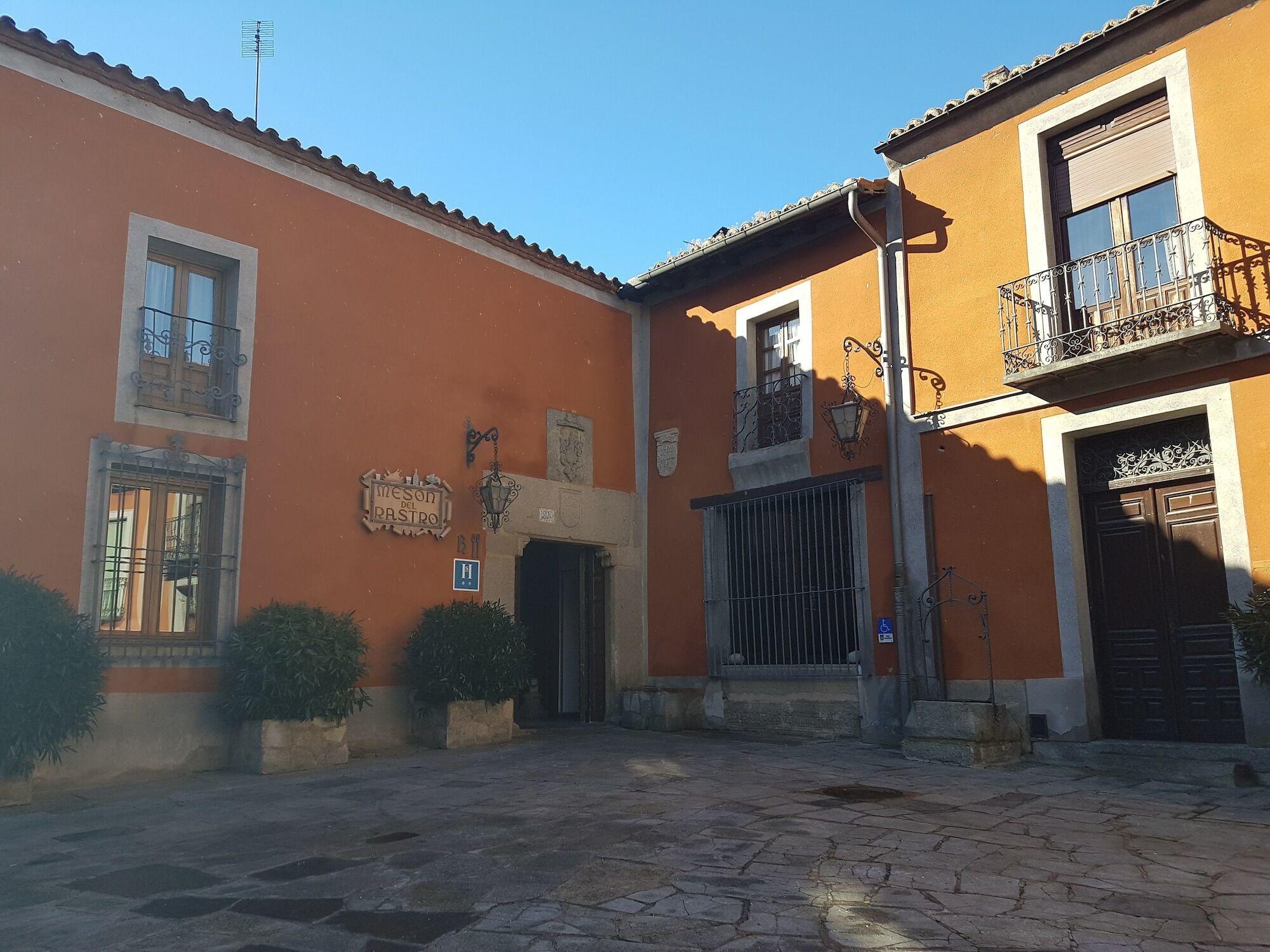 Hostal El Rastro Ávila Exterior foto